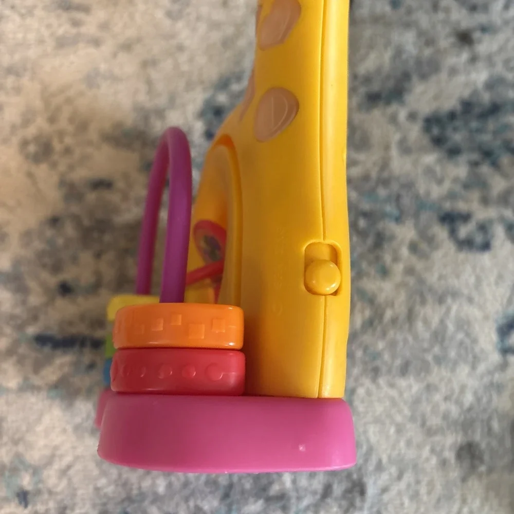 2012 Hasbro Playskool Learnimals Giraffe Count/Colors/Shapes Sound Light